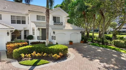 6830 San Marino Dr #711A, Naples, FL 34108
