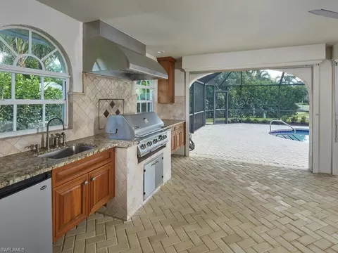 Kitchen - 4916 Crayton Rd, Naples, FL 34103 photo 1 of 4