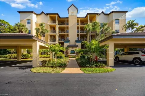 200 Vintage Cir #D304, Naples, FL 34119