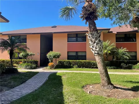 1536 Mainsail Dr #7, Naples, FL 34114