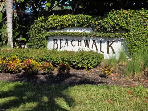 613 Beachwalk Cir #J101, Naples, FL 34108