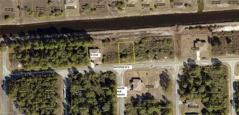 1117 Antonio St E, Lehigh Acres, FL 33974