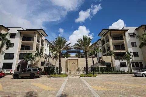 1035 3rd Ave S #411, Naples, FL 34102