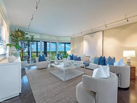 7575 Pelican Bay Blvd #608, Naples, FL 34108