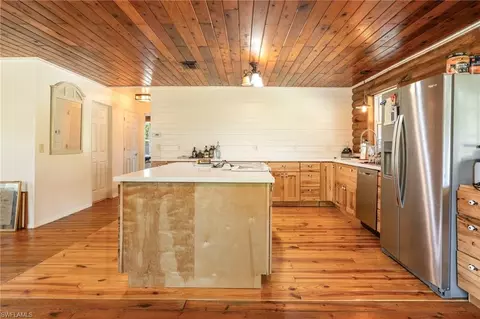 Kitchen - 1240 Mingo Dr, Naples, FL 34120 photo 2 of 5