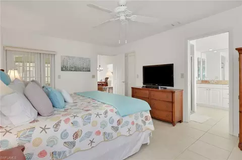 841 Kings Way, Naples, FL 34104 photo 17