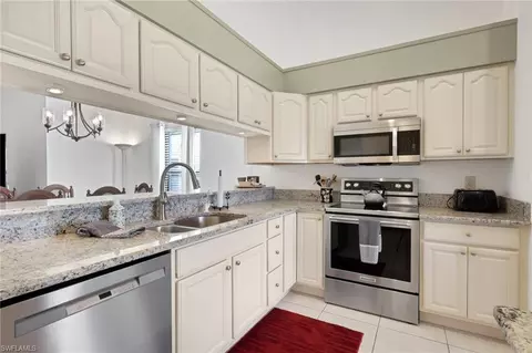 841 Kings Way, Naples, FL 34104 photo 6