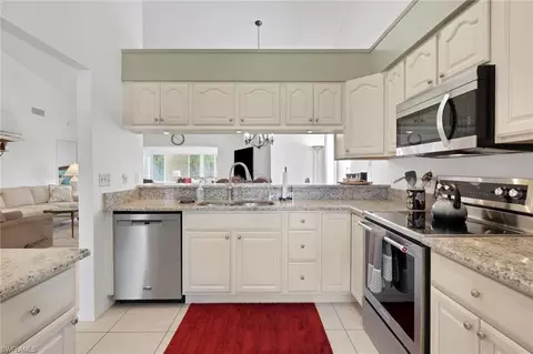 841 Kings Way, Naples, FL 34104 photo 7