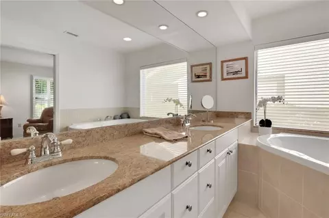 841 Kings Way, Naples, FL 34104 photo 18