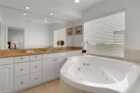 841 Kings Way, Naples, FL 34104 photo 19