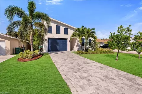 811 108th Ave N, Naples, FL 34108