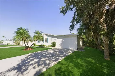 234 Riverwood Rd, Naples, FL 34114