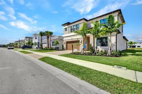 12704 Caballo Ct, Estero, FL 33928 photo 2