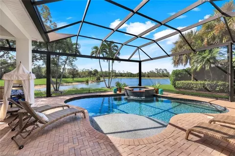 5092 Cerromar Dr, Naples, FL 34112 photo 2