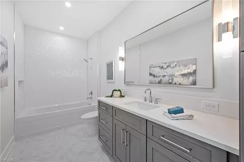 Bath - 3133 Terramar Dr, Naples, FL 34119 photo 5 of 6