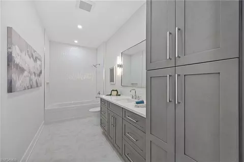 Bath - 3133 Terramar Dr, Naples, FL 34119 photo 4 of 6