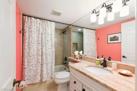 Bath - 492 Veranda Way #E103, Naples, FL 34104 photo 3 of 3