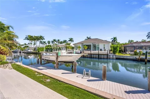Exterior - 1923 Snook Dr, Naples, FL 34102 photo 5 of 10