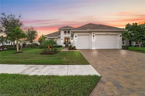 14391 Laguna Springs Ln, Naples, FL 34114