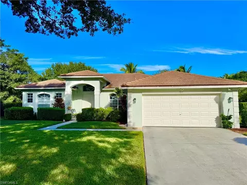 787 Waterloo Ct, Naples, FL 34120