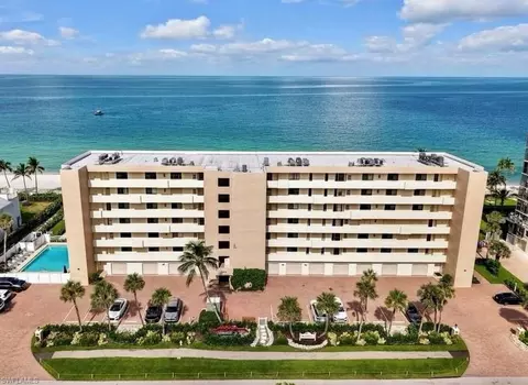 10475 Gulf Shore Dr #122, Naples, FL 34108