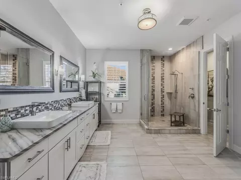 Bath - 175 Colonade Cir #1403, Naples, FL 34103 photo 3 of 4
