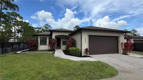 2725 56th Ave NE, Naples, FL 34120
