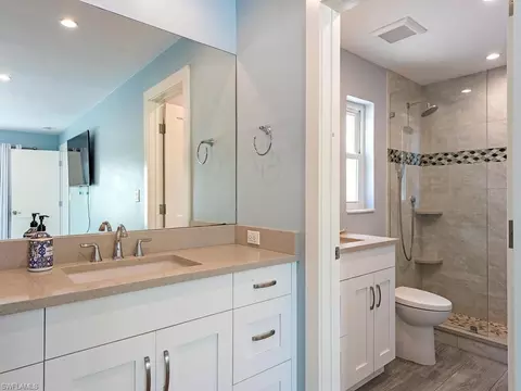 Bath - 595 Wedge Dr, Naples, FL 34103 photo 1 of 2