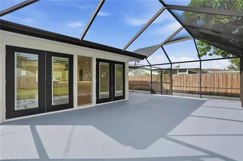 1205 Hilltop Dr, Naples, FL 34103 photo 7
