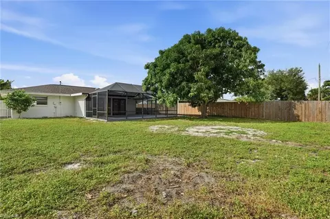 1205 Hilltop Dr, Naples, FL 34103 photo 8