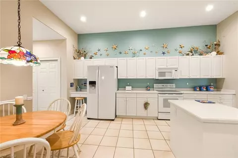 694 Catamaran Ct, Naples, FL 34110 photo 10
