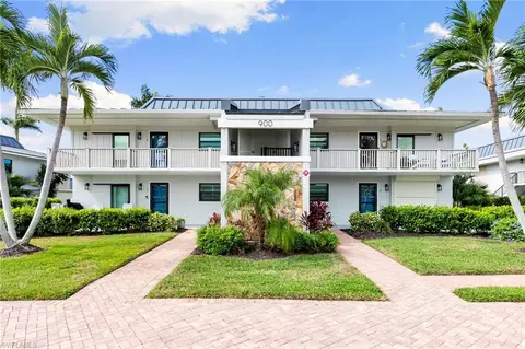 900 Panama Ct #4, Marco Island, FL 34145