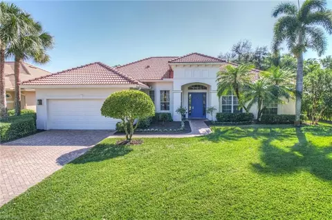 4884 Rustic Oaks Cir, Naples, FL 34105