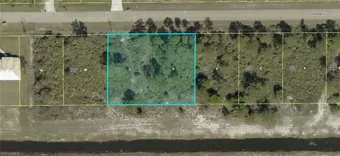 1242 Bermar St, Fort Myers, FL 33913