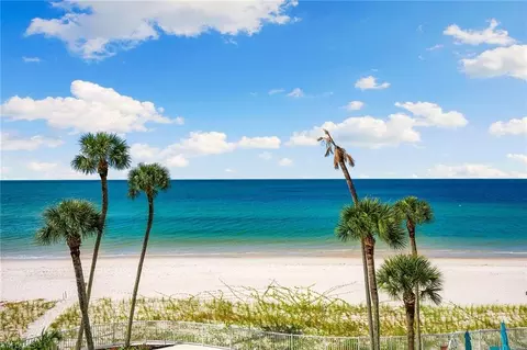 2885 Gulf Shore Blvd N #304, Naples, FL 34103