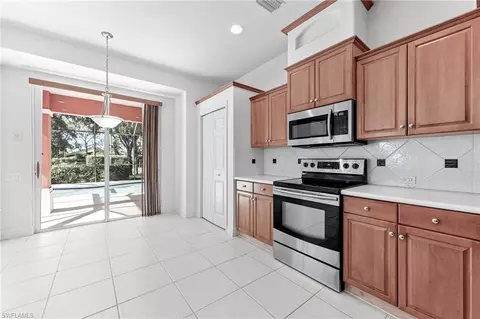 Kitchen - 20171 Eagle Glen Way, Estero, FL 33928 photo 2 of 3