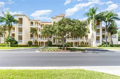 4843 Hampshire Ct #106, Naples, FL 34112