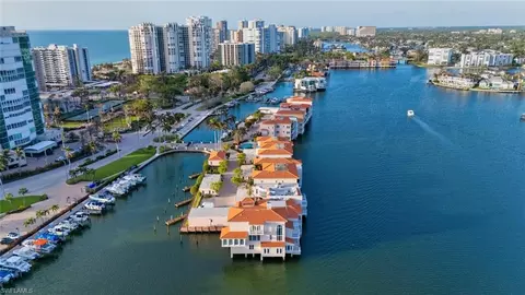 4000 Gulf Shore Blvd N #1400, Naples, FL 34103