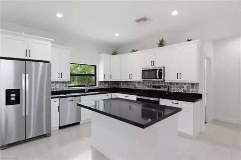 Kitchen - 2783 70th Ave NE, Naples, FL 34120 photo 1 of 5