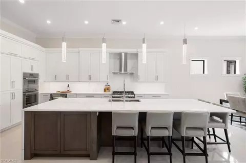Kitchen - 9381 Surfbird Ct, Naples, FL 34120 photo 6 of 7