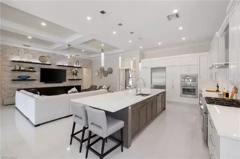 Kitchen - 9381 Surfbird Ct, Naples, FL 34120 photo 5 of 7