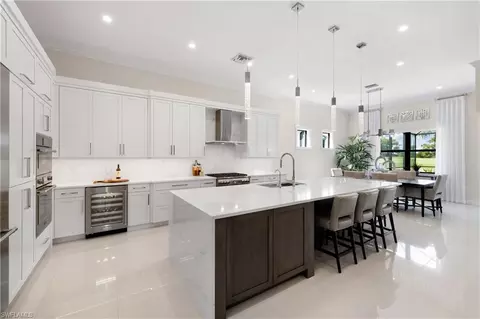 Kitchen - 9381 Surfbird Ct, Naples, FL 34120 photo 2 of 7