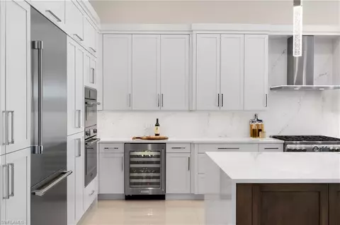 Kitchen - 9381 Surfbird Ct, Naples, FL 34120 photo 3 of 7