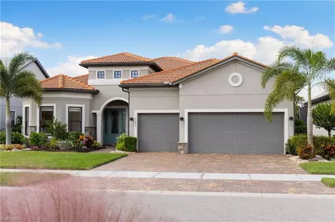 Exterior - 9381 Surfbird Ct, Naples, FL 34120 photo 9 of 9