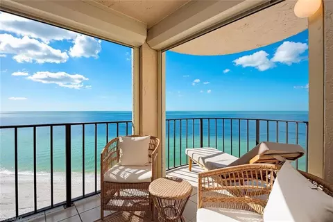 3115 Gulf Shore Blvd N #706S, Naples, FL 34103