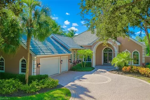 396 Edgemere Way E, Naples, FL 34105
