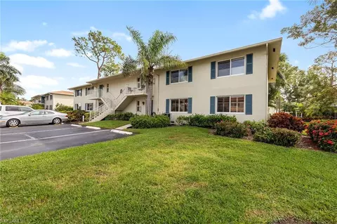 232 Memory Ln #1, Naples, FL 34112