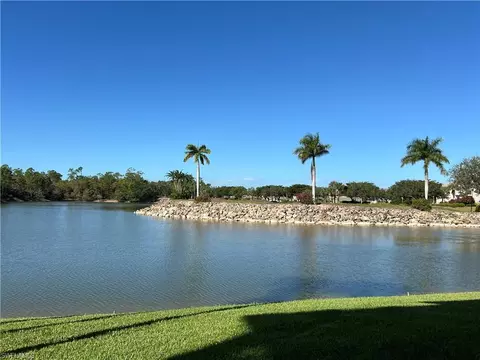7505 Stoneybrook Dr #713, Naples, FL 34112