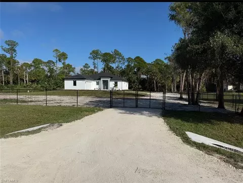 2317 2nd Ave SE, Naples, FL 34117