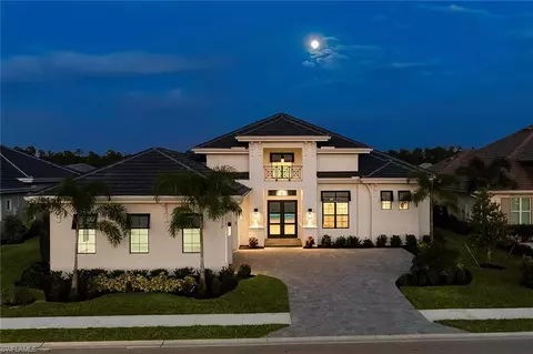 9570 Moonflower Ln, Naples, FL 34114